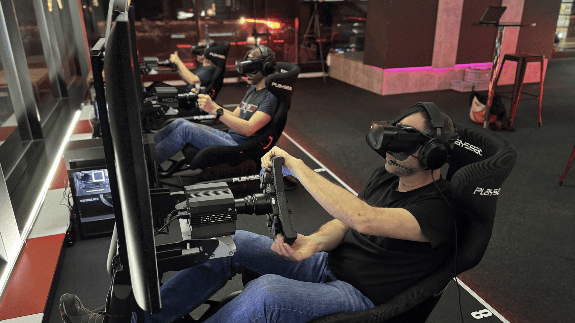 Sim Racing Preise im #1 Sim Racing Center der Schweiz - AP Café ...